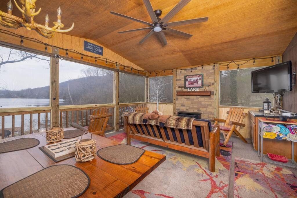 Waterfront Cabin 20 Mins To National Park & Massanutten! Villa Stanardsville Exterior photo