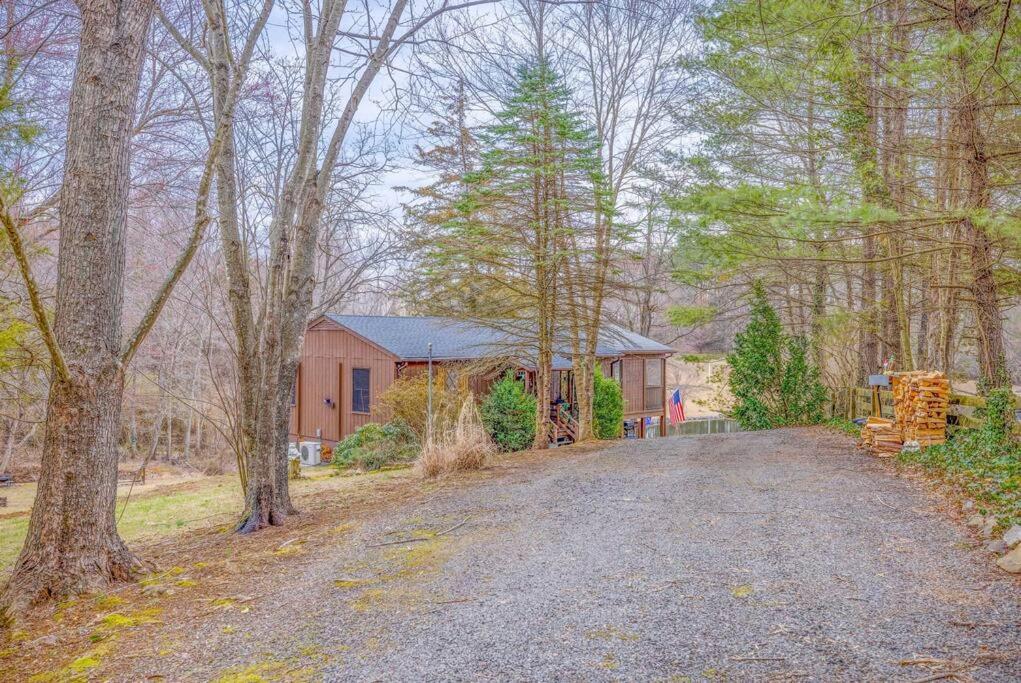 Waterfront Cabin 20 Mins To National Park & Massanutten! Stanardsville Exterior photo