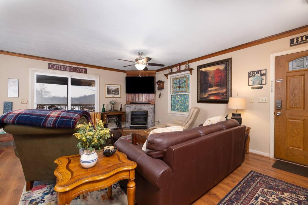 Waterfront Cabin 20 Mins To National Park & Massanutten! Stanardsville Exterior photo