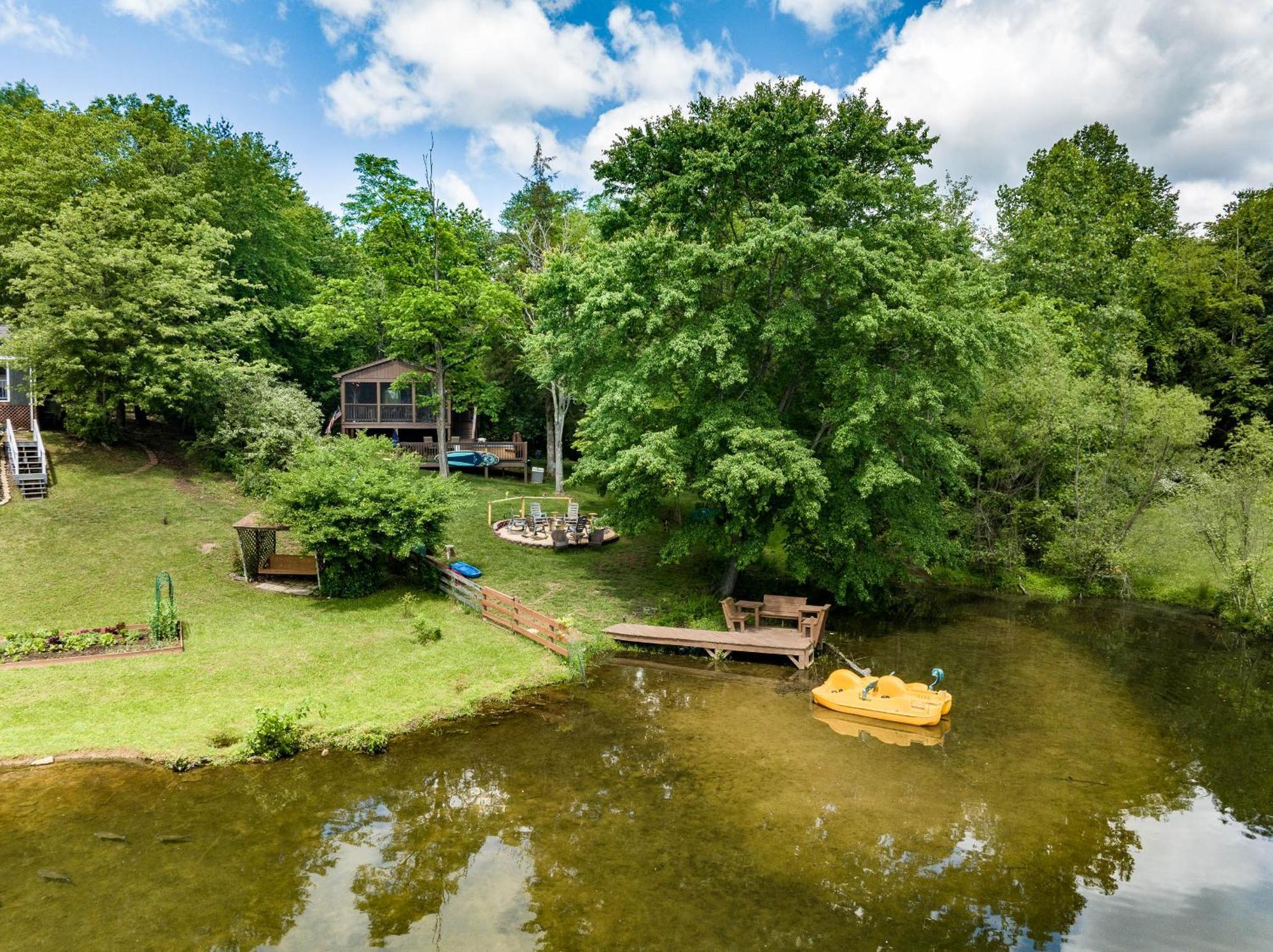 Waterfront Cabin 20 Mins To National Park & Massanutten! Villa Stanardsville Exterior photo