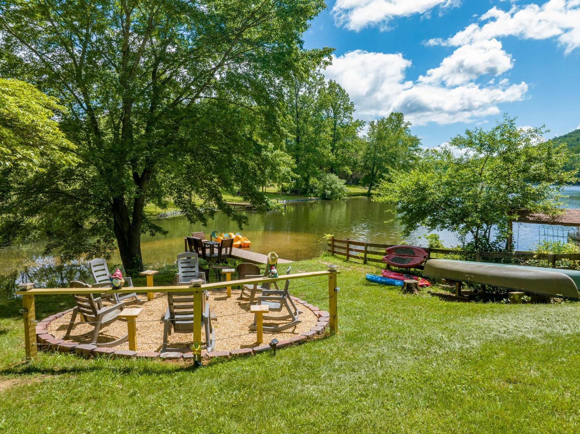 Waterfront Cabin 20 Mins To National Park & Massanutten! Villa Stanardsville Exterior photo