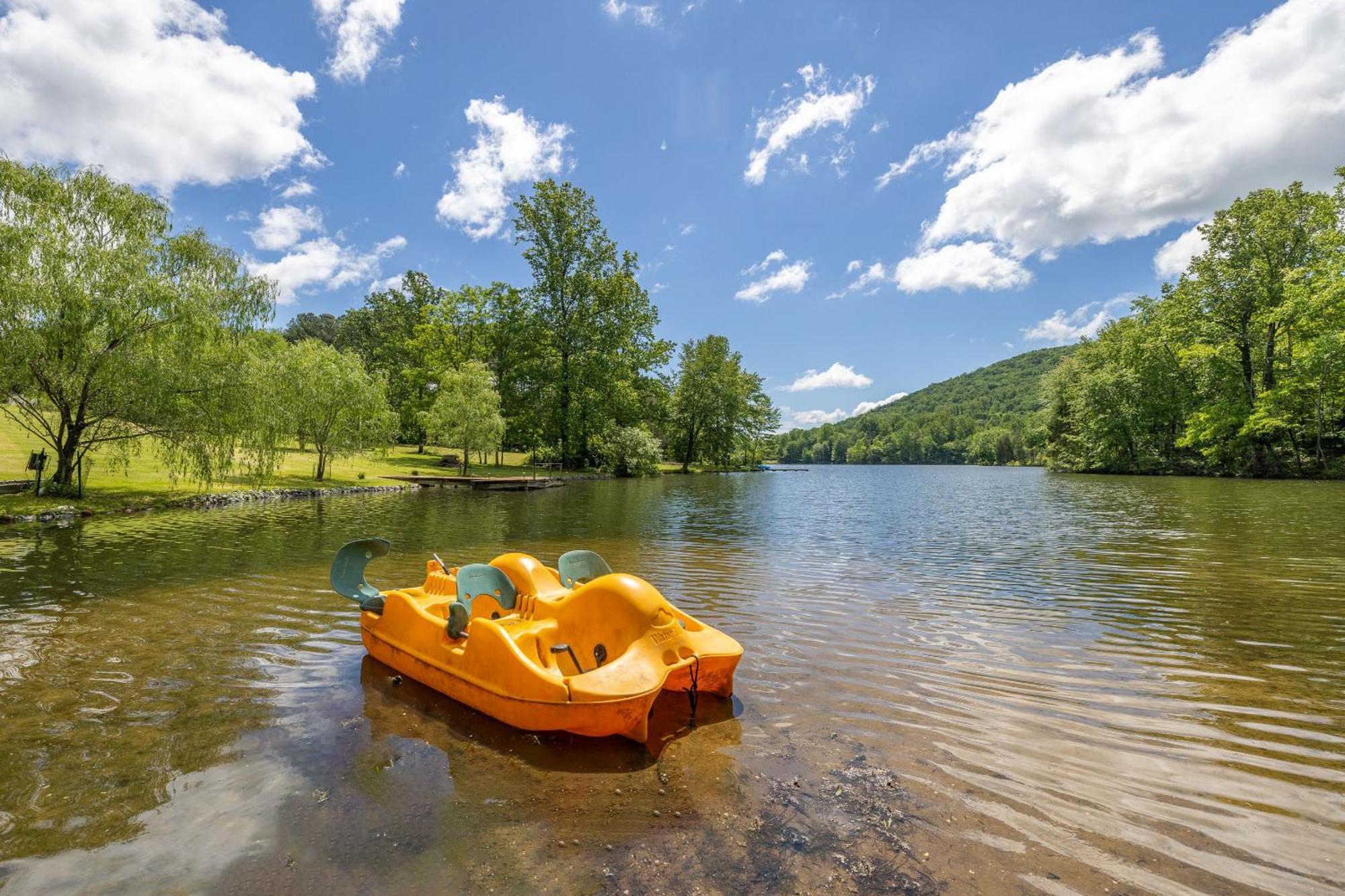 Waterfront Cabin 20 Mins To National Park & Massanutten! Villa Stanardsville Exterior photo